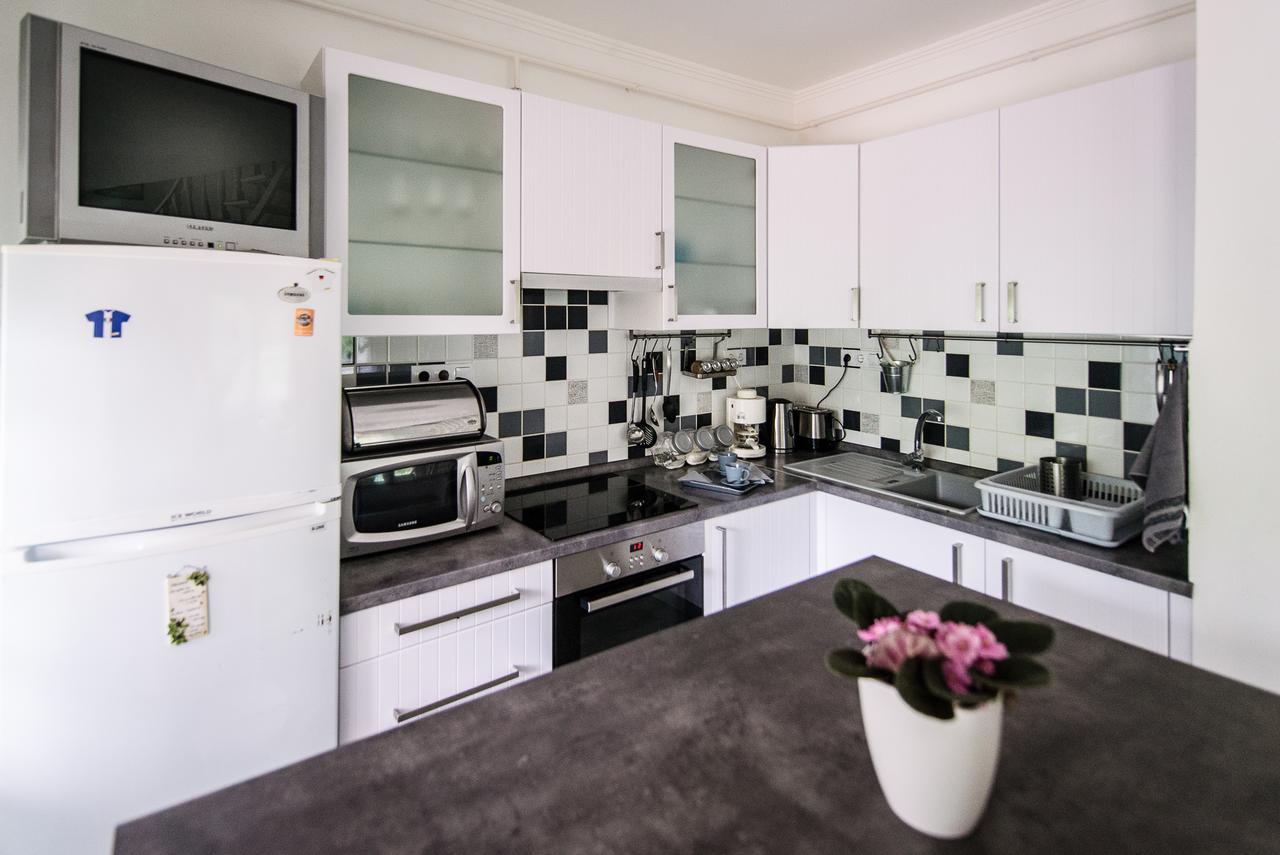 Csuka48 Apartman Szarvas Buitenkant foto